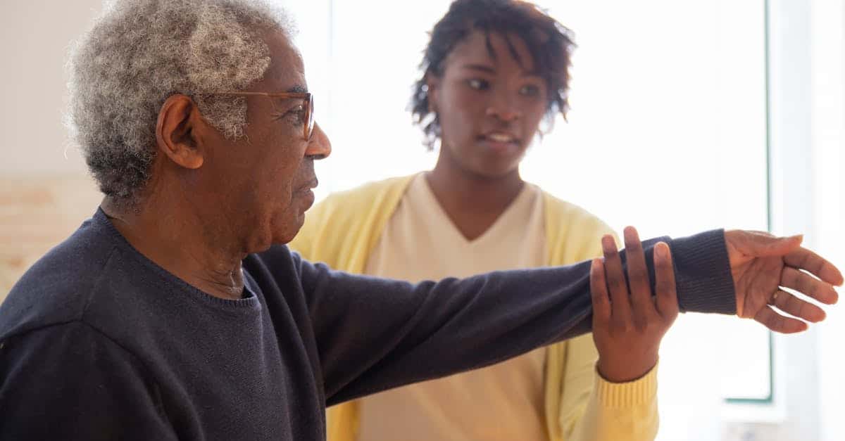 découvrez les causes, symptômes et traitements de la maladie d'alzheimer. informez-vous sur cette pathologie neurodégénérative, son évolution, et les conseils pour accompagner un proche au quotidien.