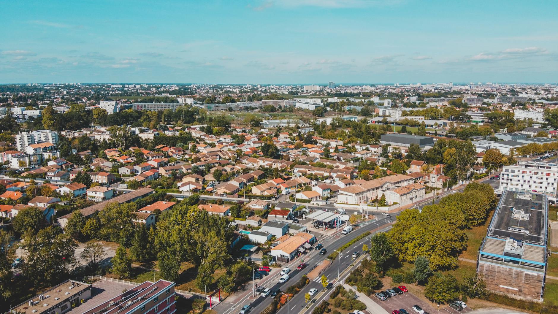 découvrez l'anah, l'agence nationale de l'habitat, qui aide à améliorer l'habitat en france grâce à des subventions et des conseils pour la rénovation et l'accessibilité des logements. explorez nos services et soutenez votre projet de rénovation.