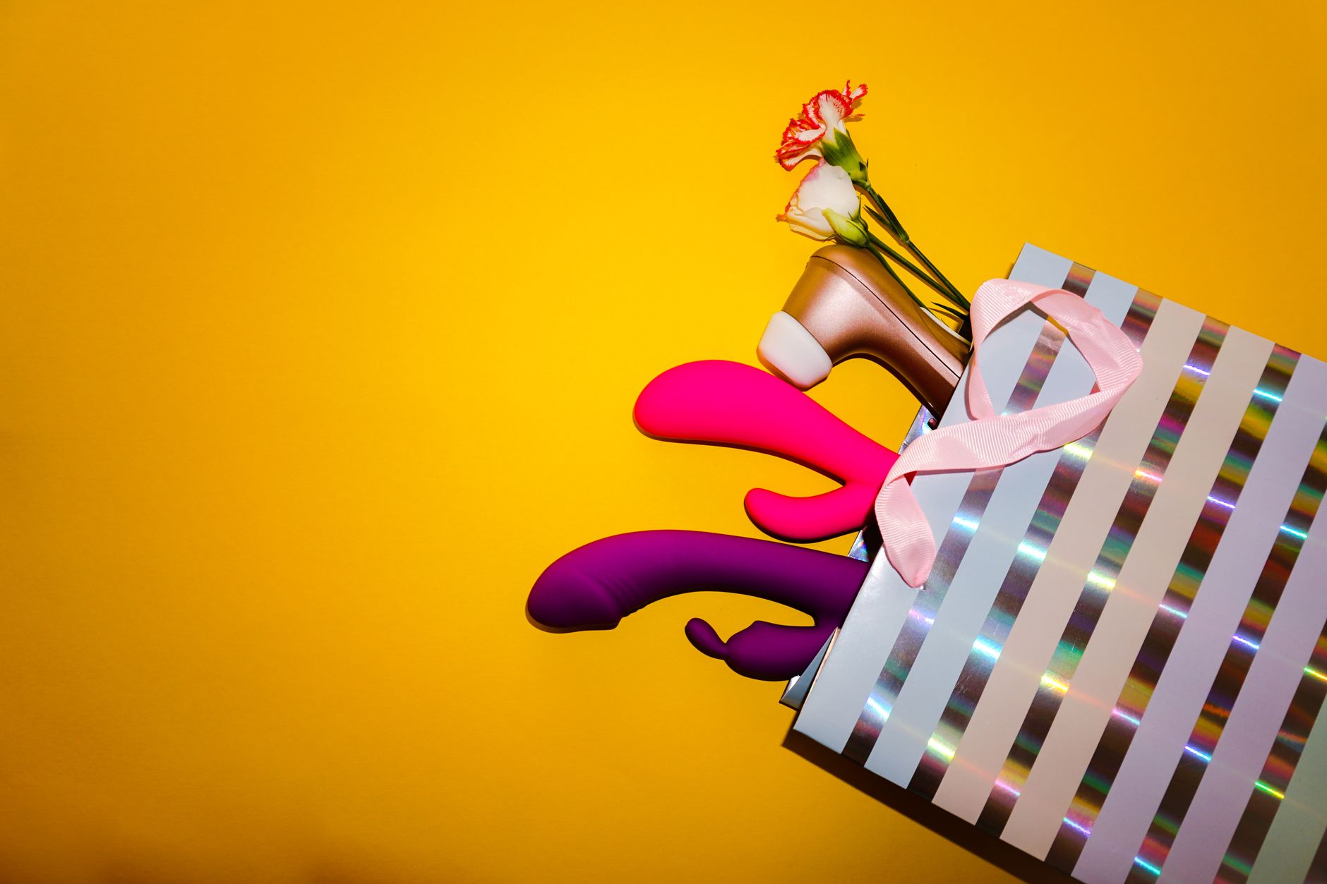 discover how toys specially designed for seniors contribute to the growth of the silver economy in China. explore the positive impact of these innovations on the well-being of older adults and the booming market for products tailored to their needs.